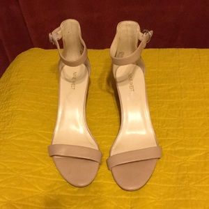Nude, light pink leather heels, Nine West